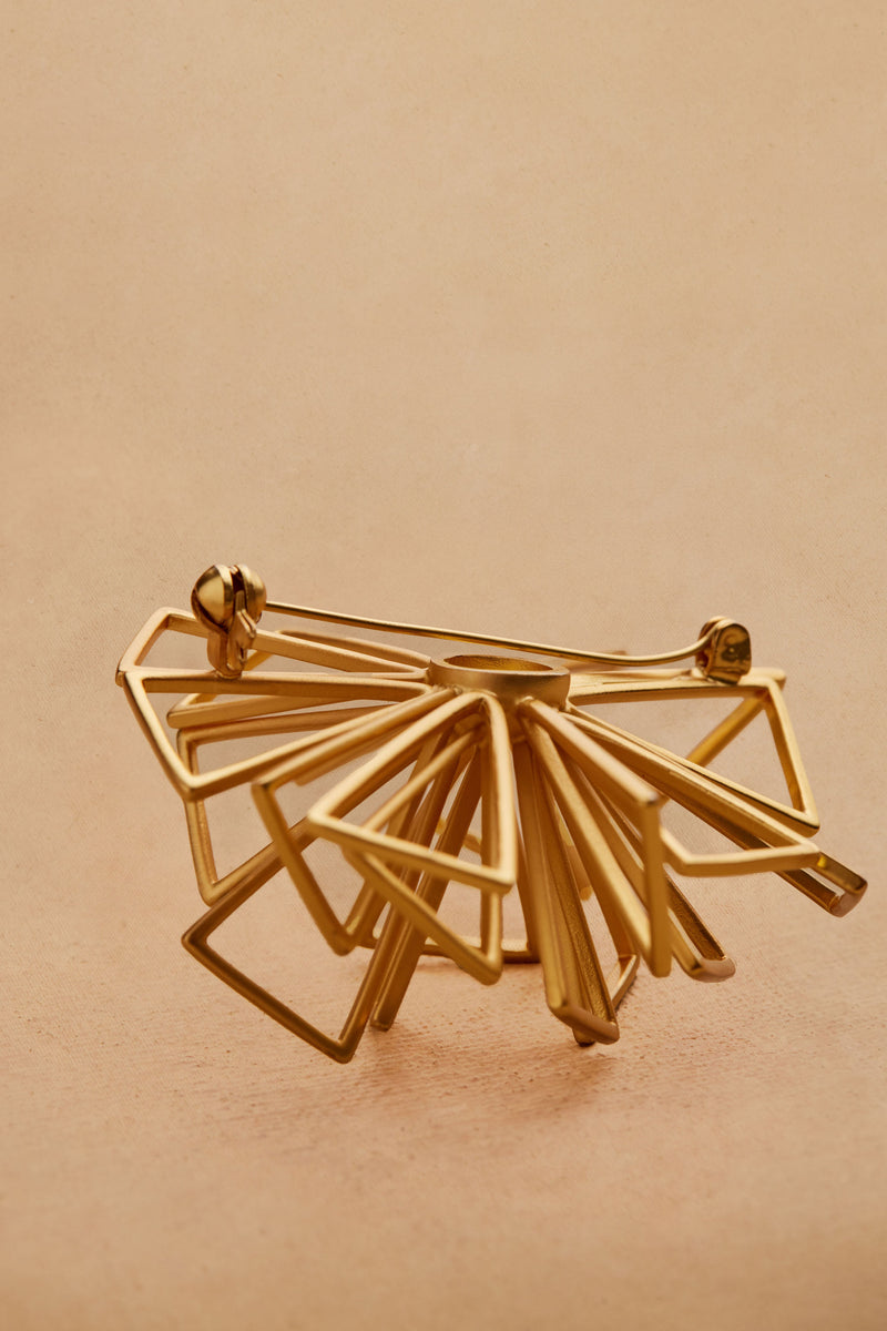 DAMI BROOCH